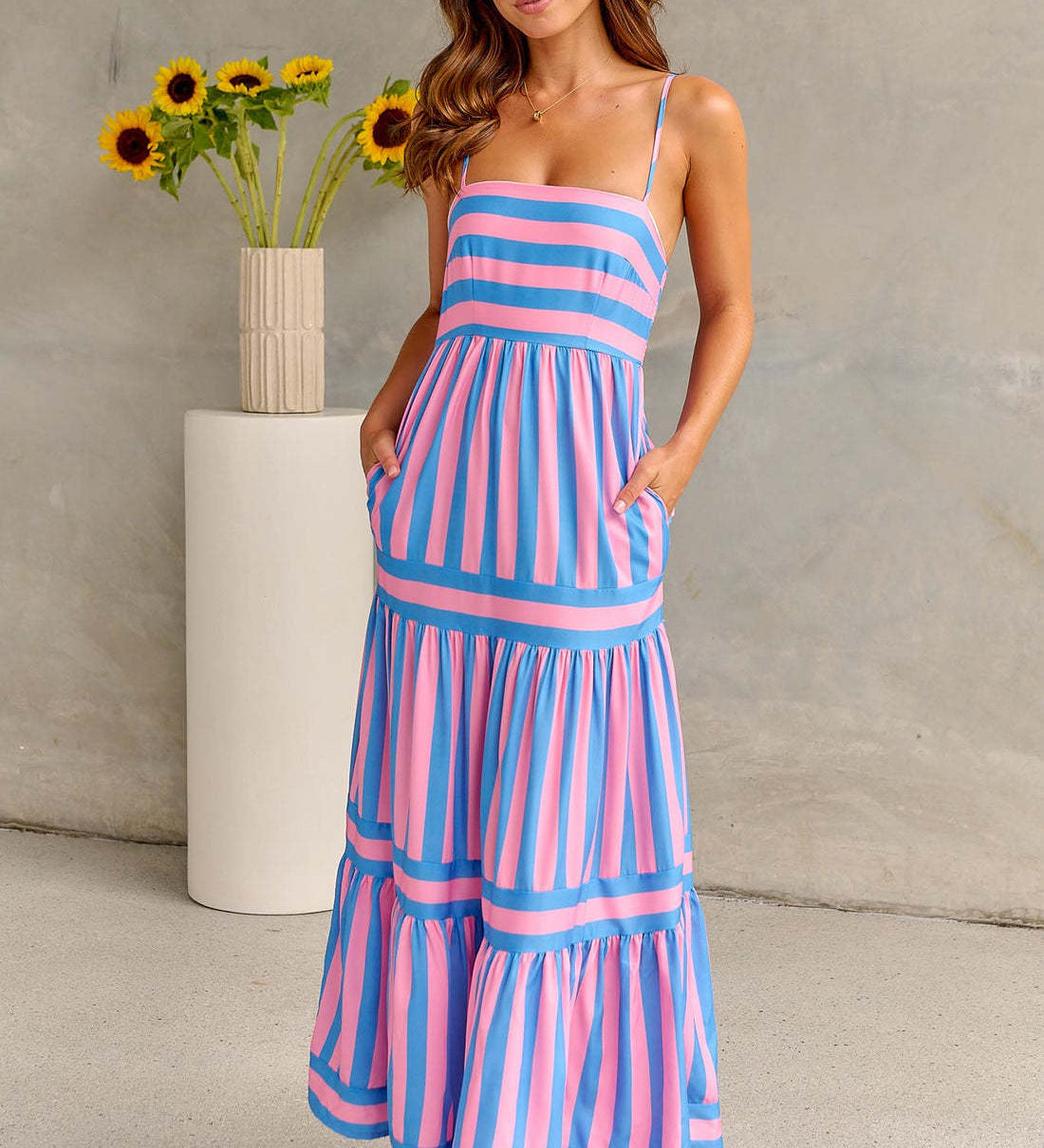 Summer Striped Printed Suspender Long Dress with Pockets Fashion Square Neck Backless Dresses for Beach Vacation Women Clothing